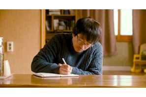 ヤン・イクチュン、『詩人の恋』日本公開に「ドキドキ」メッセージ動画到着 画像