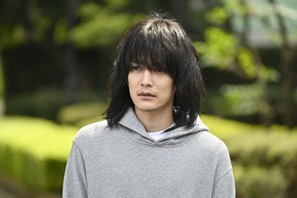 渡邊圭祐、ムロツヨシ主演「うちの弁護士は手がかかる」に出演　平手友梨奈の同級生役 画像