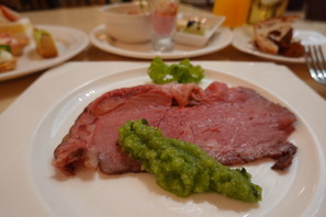 【ディズニー】人気のビュッフェで肉料理の数々を堪能　浦安ブライトンホテル東京ベイ「カシュカシュ」
