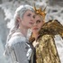 煌びやかなドレスの秘密『スノーホワイト／氷の王国』（C）Universal Pictures