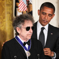 ボブ・ディラン＆バラク・オバマ米大統領-(C)Getty Images
