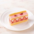 ヨックモック 青山店限定ケーキ「桜と苺のフレジェ」