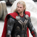『Thor: The Dark World』（原題）を撮影中のクリス・ヘムズワース -(C) Splash／AFLO