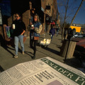 ジョンベネ・ラムジー当時の新聞 Photo by Axel Koester/Sygma via Getty Images