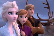 なぜエルサは魔法が使えるのか…『アナと雪の女王2』最新映像にヒントが？ 画像