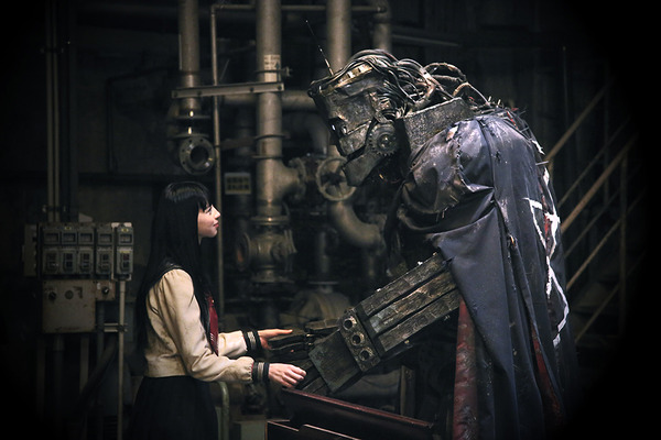 声優 杉田智和 中条あやみに恋する切ないロボットを熱演 ライチ 光クラブ Cinemacafe Net