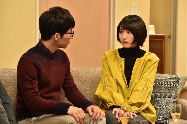 新垣結衣、“突然のキス”から進展は 星野源は誕プレ選びで試練「逃げ恥」第7話