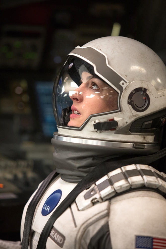 宇宙服のアン ハサウェイほか初の劇中ビジュアルが公開 インターステラー 2枚目の写真 画像 Cinemacafe Net