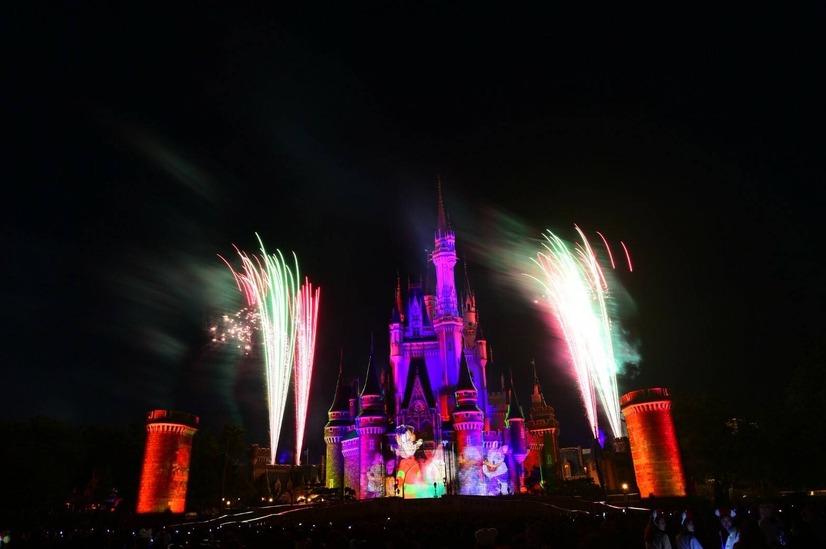 ディズニー シンデレラ城が新たな魔法にかかる ディズニー ギフト オブ クリスマス スタート 4枚目の写真 画像 Cinemacafe Net