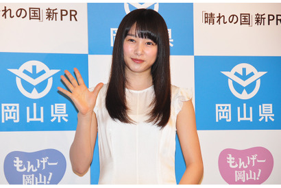 “岡山の奇跡”桜井日奈子、報道陣に囲まれ緊張！ 「すごい汗かいてます！」 画像