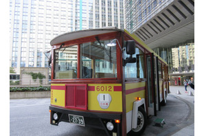 東京駅に昭和レトロなスポット登場！ 街には懐かしのトロリーバスも運行 画像