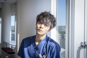 窪田正孝、6月デジタルカレンダー配信！「ラジエーションハウス」の裏側に迫るカットも 画像