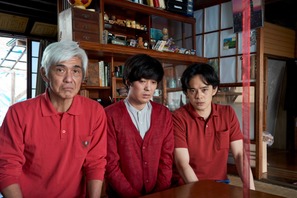 佐藤浩市＆池松壮亮＆若葉竜也が共演シーンをふり返る『愛にイナズマ』インタビュー映像 画像