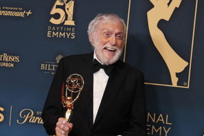 98歳のディック・ヴァン・ダイク、史上最高齢のデイタイム・エミー賞受賞者に 画像
