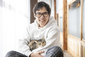 細田佳央太、古川雄輝主演「ねこ物件」に出演「猫に認めてもらえるか心配と緊張」