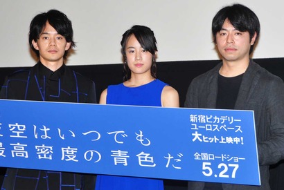 石橋凌と原田美枝子の娘・石橋静河、初主演映画舞台挨拶でも大型新人の風格!? 画像