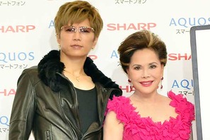 デヴィ夫人、GACKTのあま～い声に起こされて「優しくて紳士的」とうっとり 画像