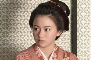 山本舞香、初時代劇で瑛太とラブラブ“新妻”に！『殿、利息でござる！』 画像