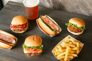 NY発100%ナチュラルビーフのハンバーガー「Shake Shack」国内2号店が今春オープン 画像