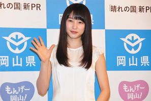 “岡山の奇跡”桜井日奈子、報道陣に囲まれ緊張！ 「すごい汗かいてます！」 画像