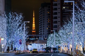 けやき坂のイルミネーションが暖色系に一新！ 六本木ヒルズのクリスマス2016の見どころ 画像