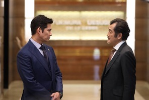 吉田鋼太郎が“最恐の悪役”「SUITS2」で織田裕二と初共演 画像