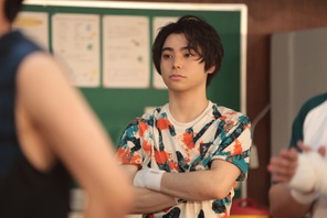 村上虹郎、ボクシング部をかき乱す転校生を演じる　木村拓哉主演「未来への10カウント」 画像