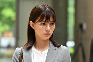 芳根京子“和泉”の「康介さん」呼びが話題に、「居場所」発言には「特別な想いがある」の声も…「俺かわ」8話 画像