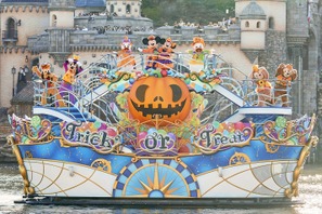 【ディズニー】キャラクターのフル仮装、「ディズニー・ハロウィーン」スタート前日の9月30日より入園可能に 画像