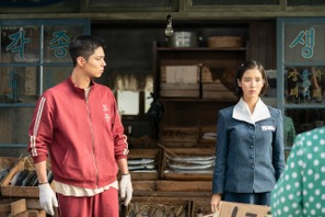 IU＆パク・ボゴム「おつかれさま」微笑ましい青春映すティザー予告公開 画像