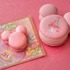 ピンク色のかわいい 「ミッキーマカロン」が両パークに新登場！6月13日（火）発売As to Disney artwork, logos and properties： (C) Disney