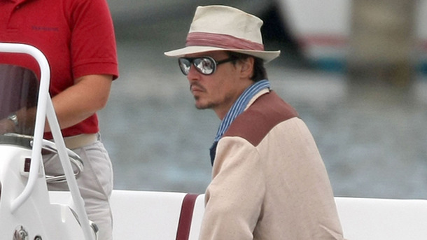 新作『The Rum Diary』（原題）ロケ撮影地でのジョニー・デップ -(C) Splash/AFLO