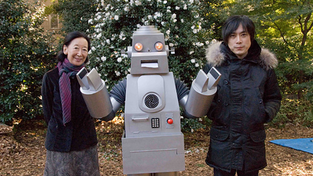 「きまぐれロボット」　-(C) 角川モバイル/NTTドコモ/角川ザテレビジョン/アスミック・エース
