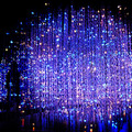 チームラボの「teamLab Exhibition, Walk through the Crystal Universe」が銀座で開催