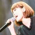 『MTV Unplugged ayaka-cinema edition-』 -(C) TSUKASA