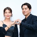 『太宗 イ・バンウォン』俳優チュ・サンウク、これが“おしゃれ夫婦”のお手本だ！【独占写真】