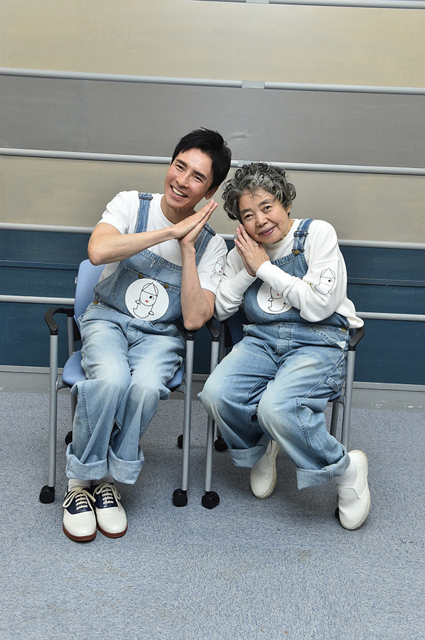 郷ひろみ＆樹木希林 (C) TBS