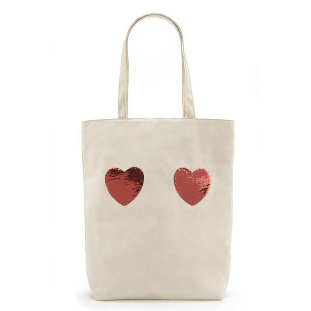 Valentine Tote 3万3,000円／マーク ジェイコブス