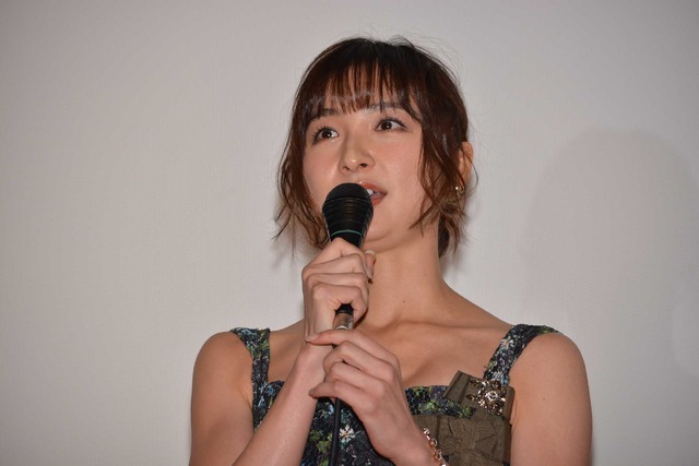 篠田麻里子／『ビジランテ』初日舞台挨拶