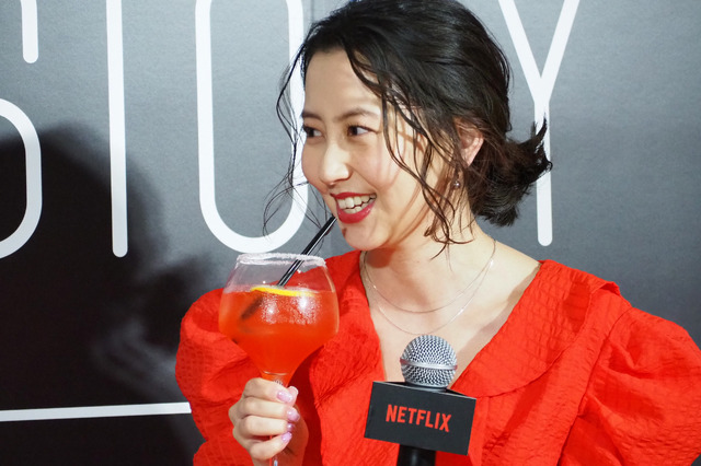 河北麻友子とバービー「Netflixバレンタイン・スペシャルイベント」