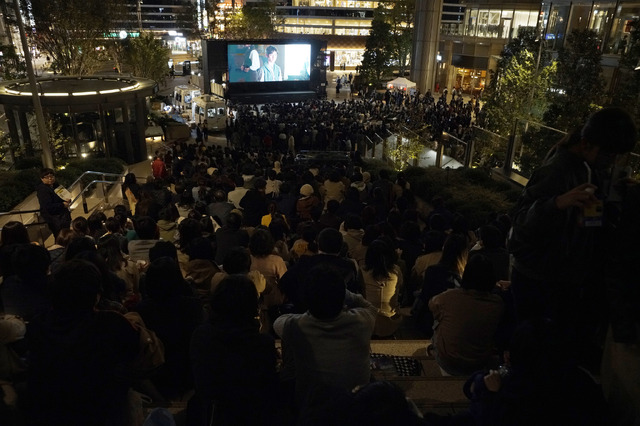 昨年の屋外上映の様子「HIBIYA CINEMA FESTIVAL」