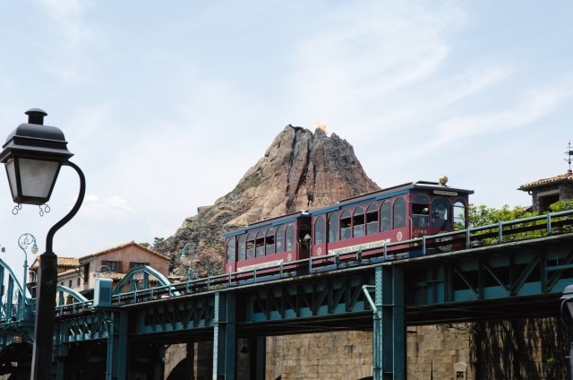 休園が続く東京ディズニーリゾート(C) Disney