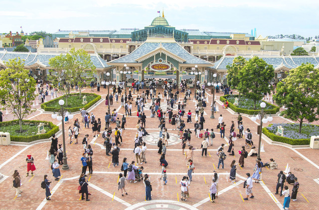 7月1日に営業再開した東京ディズニーランド（公式写真は東京ディズニーランド分のみです (C) Disney