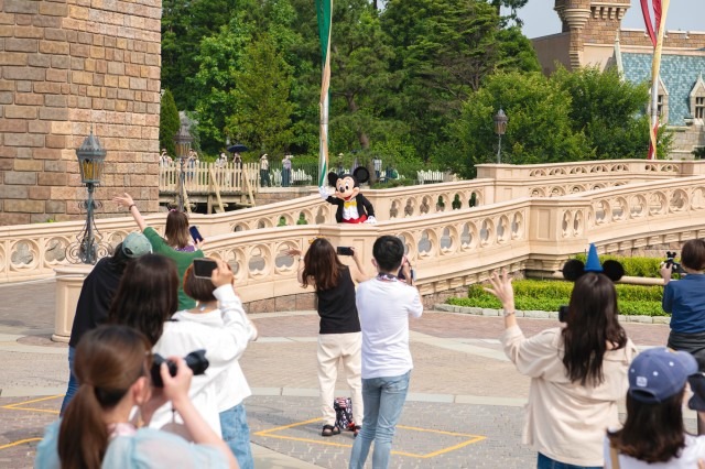 2020年7月時の東京ディズニーランド(C) Disney