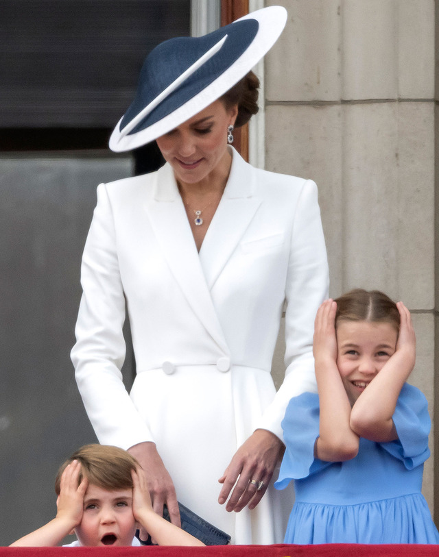 キャサリン妃＆シャーロット王女＆ルイ王子 Photo by Paul Grover - WPA Pool/Getty Images