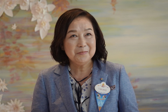 オリエンタルランド代表取締役会長（兼）CEOの髙野由美子氏 As to Disney artwork, logos and properties： (C) Disney