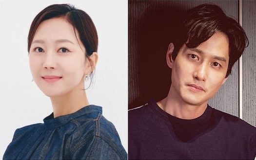 左からヨム・ジョンア、パク・ヘジュン